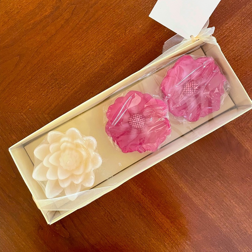 Floating Flower Candles
